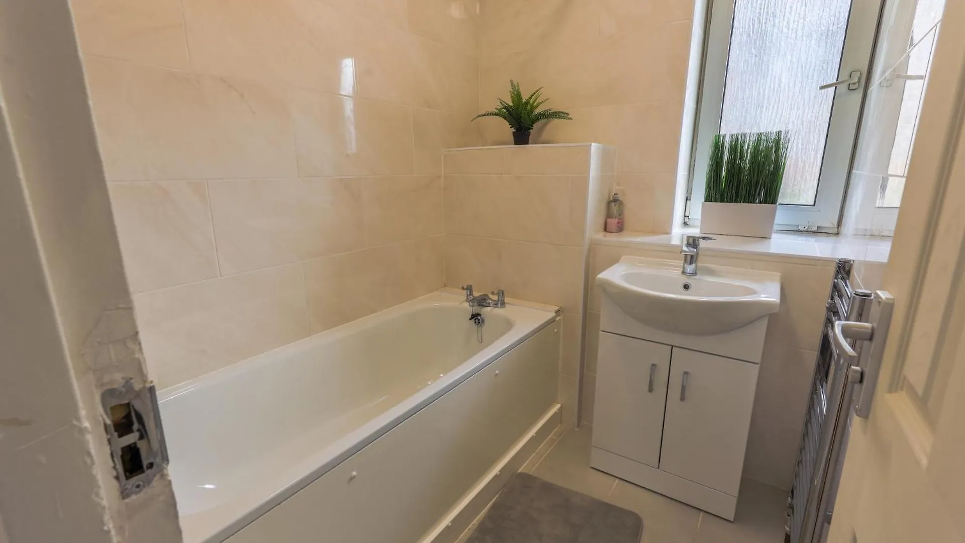 Opulent Heights Hotell London 5*,