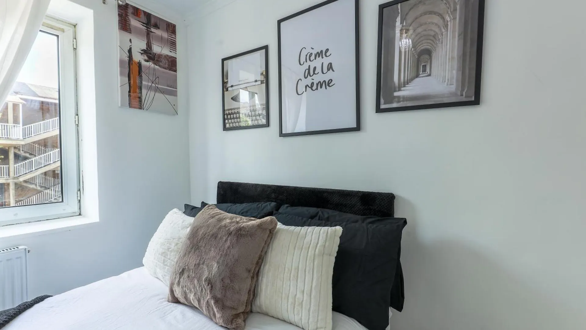 Opulent Heights Hotell London Pensionat