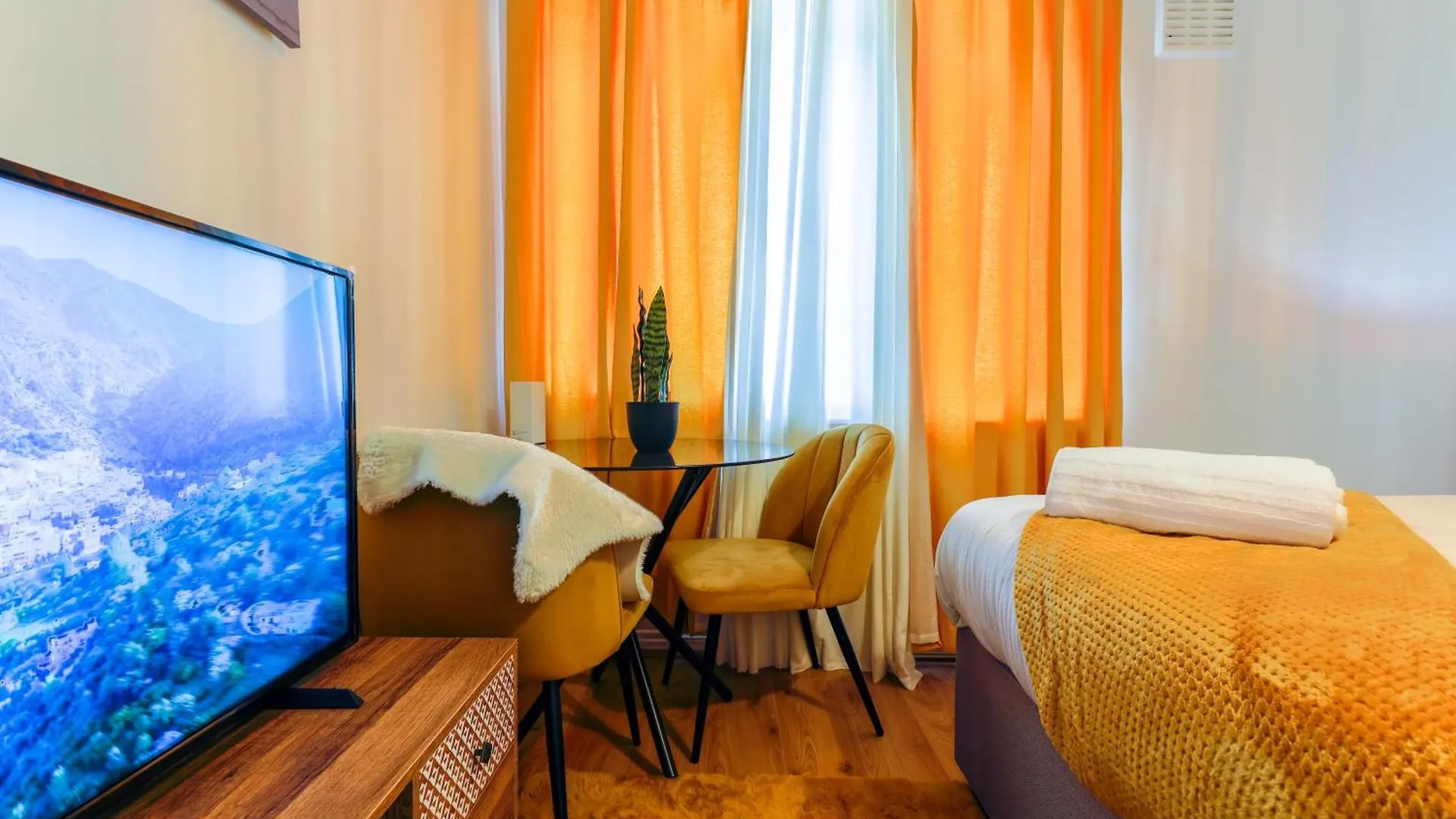 Opulent Heights Hotell London 5*,  Storbritannien