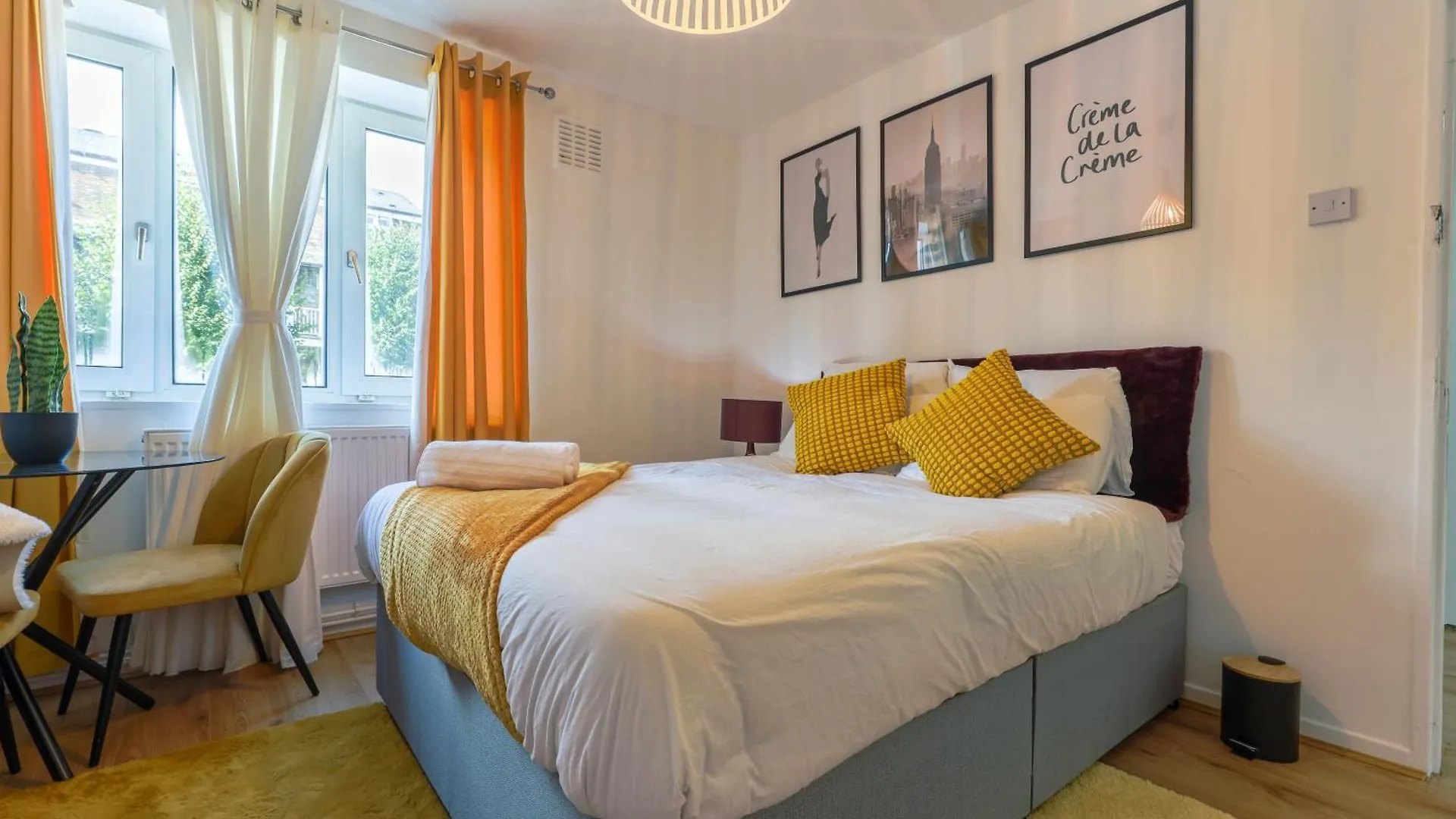 Opulent Heights Hotell London Pensionat