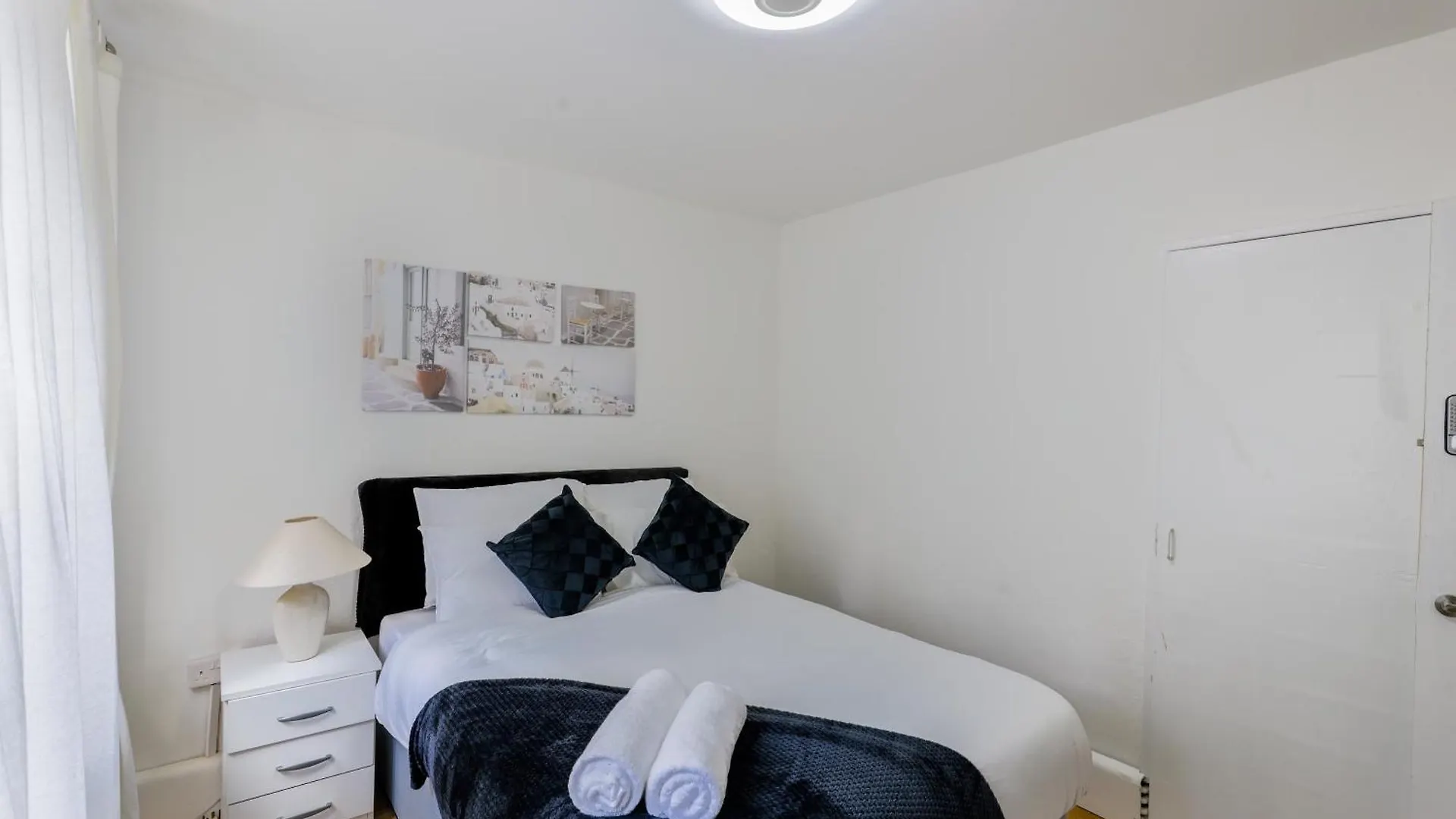 Opulent Heights Hotel London