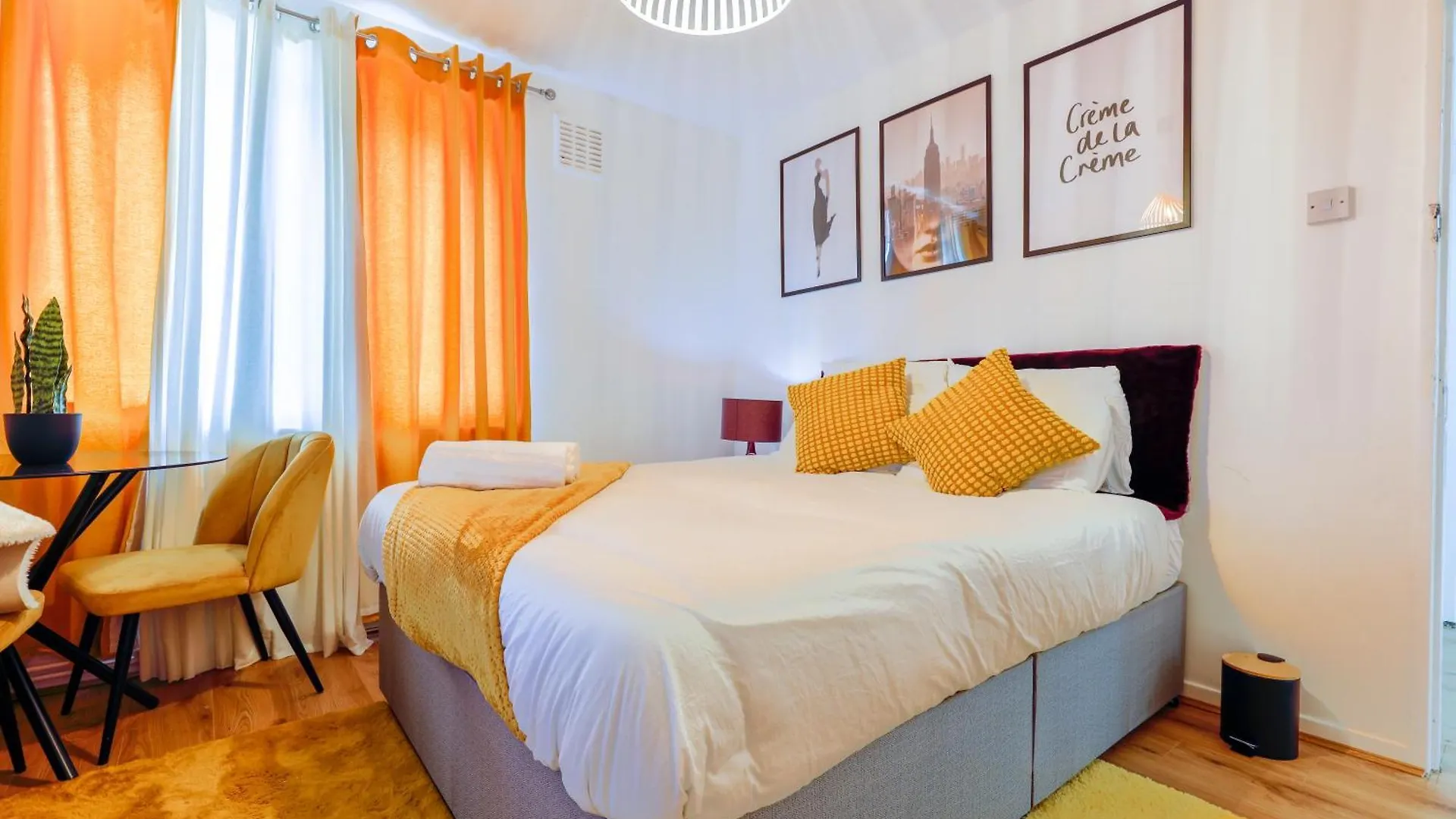 Opulent Heights Hotel London Guest house